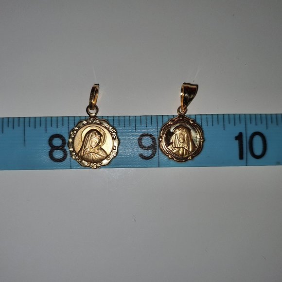Gold Pendants - Picture 15 of 16